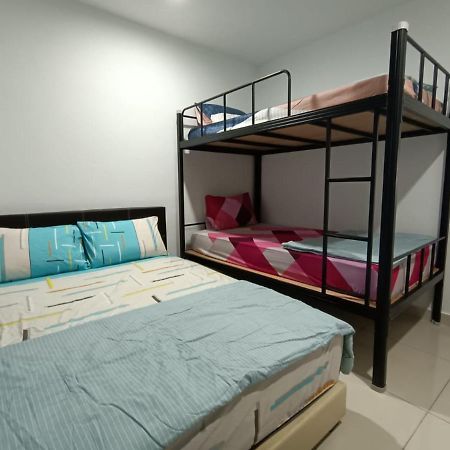 Pd Batu 9 Cocobay Apartment With Family Kampong Tanah Merah  ภายนอก รูปภาพ