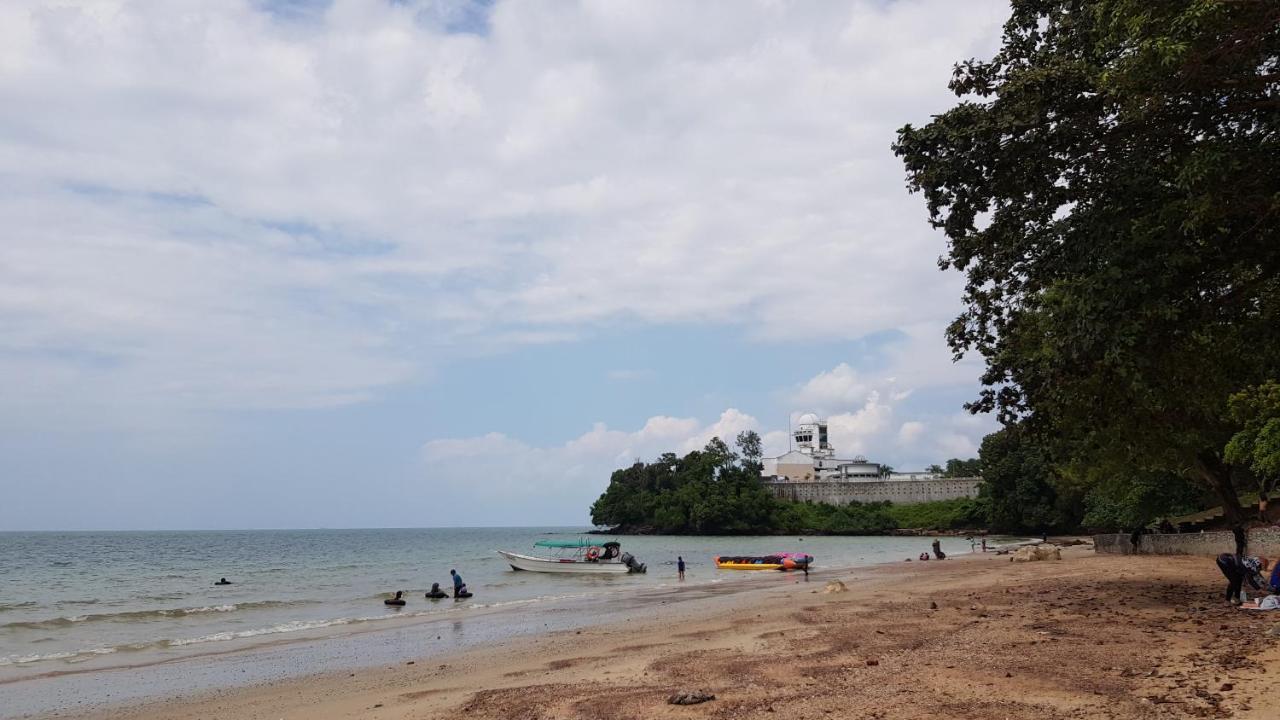 Pd Batu 9 Cocobay Apartment With Family Kampong Tanah Merah  ภายนอก รูปภาพ